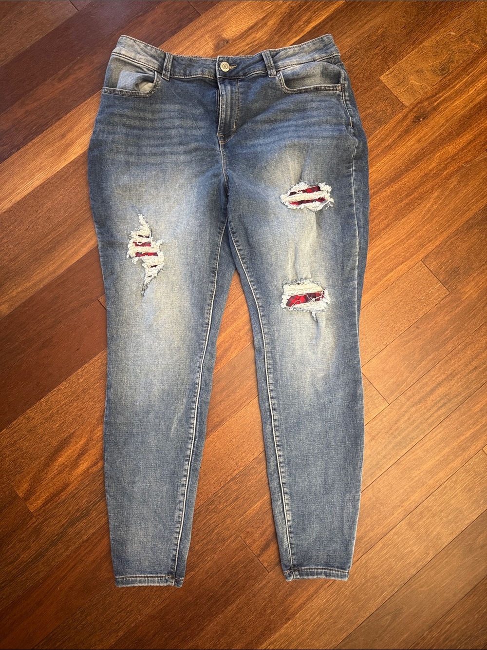 Maurice’s Distressed Mid Blue Women’s Skinny Jeans with Patch Detail